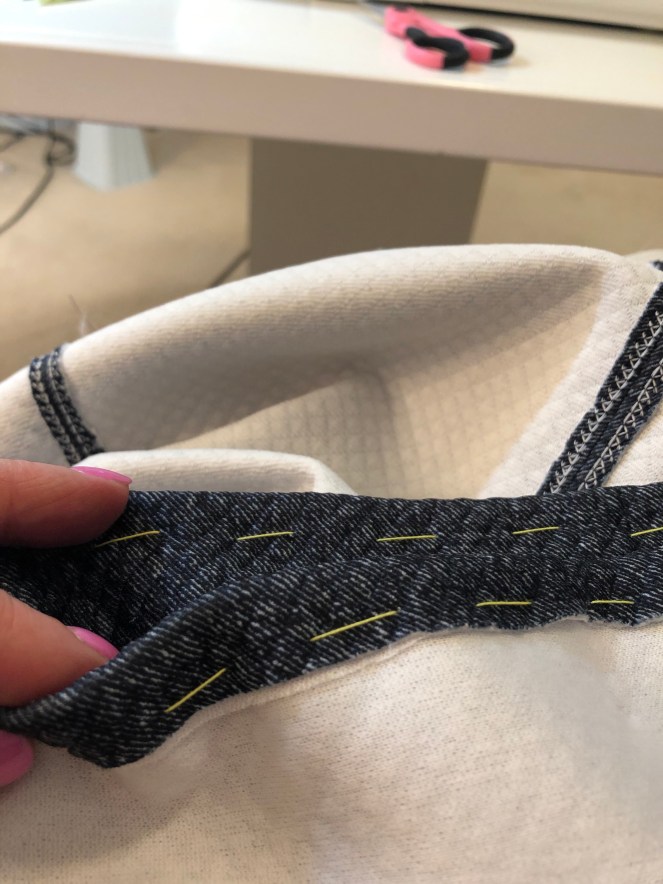 HGijINGgQs2MzrO5tIY0pQ